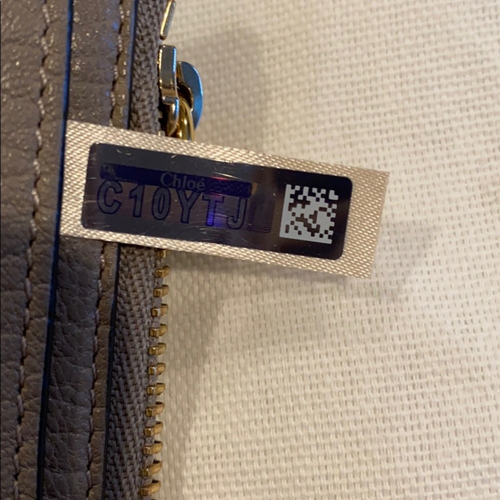 Chloe Coin Purse with Card Slots - Picture 6 of 6
